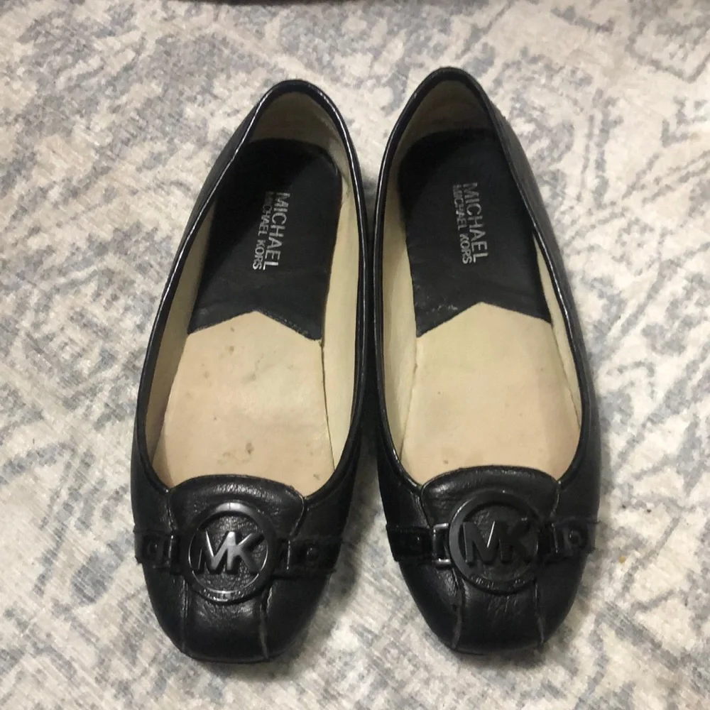 MK flats - Picture 1 of 5